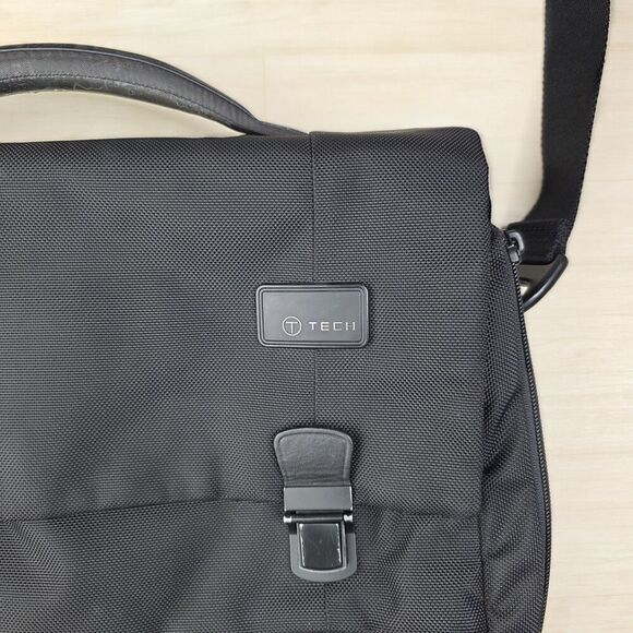 TUMI T-Tech Laptop Flap Brief Messenger Bag Briefcase Crossbody 058627D Black‎ - Picture 4 of 13